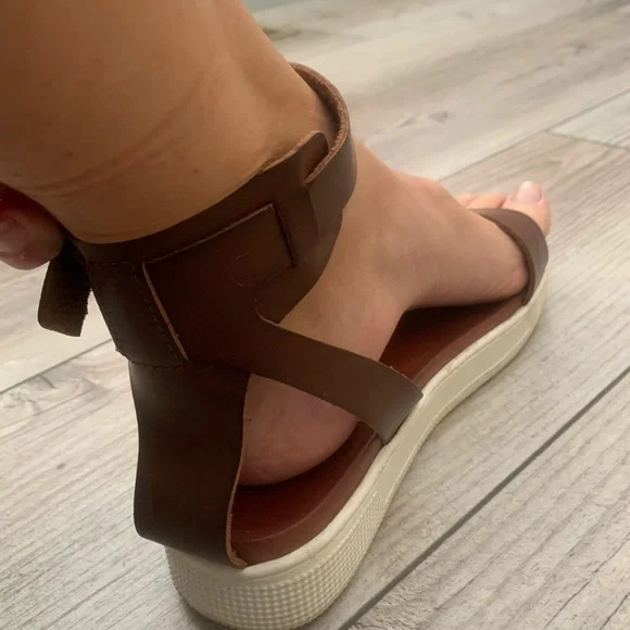 MIA Sandal - Picture 6 of 8